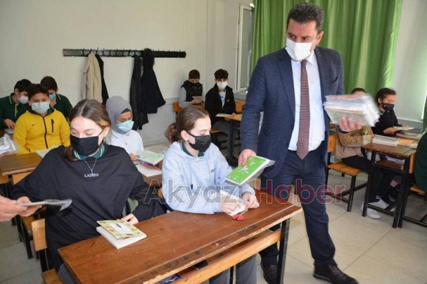 İl Milli Eğitim Müdürü Akyazı'da okullardan inceleme yaptı