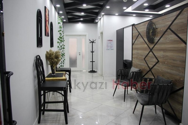 Kuaför Şengül Akyazı'da Hizmete Başladı