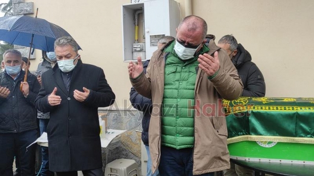Mustafa Selçuk Defnedildi.