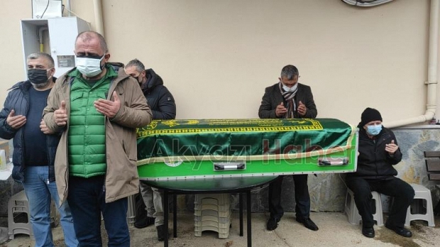 Mustafa Selçuk Defnedildi.