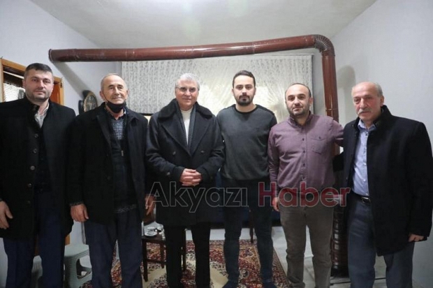 AK Parti'den Akyazı'ya çıkartma