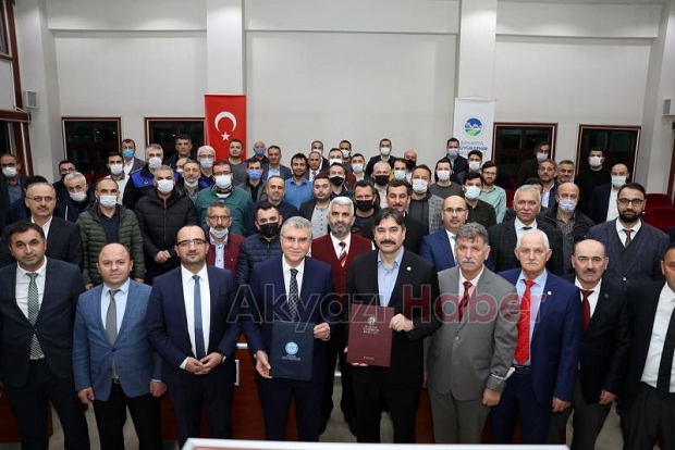 Başkan Yüce sosyal denge sözleşmesine imzayı attı