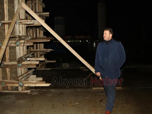 Akyazı Spor Kompleksi'nin ilk kat kaba inşaatı tamamlandı