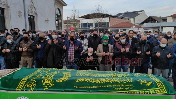Minnet Rençber Defnedildi.