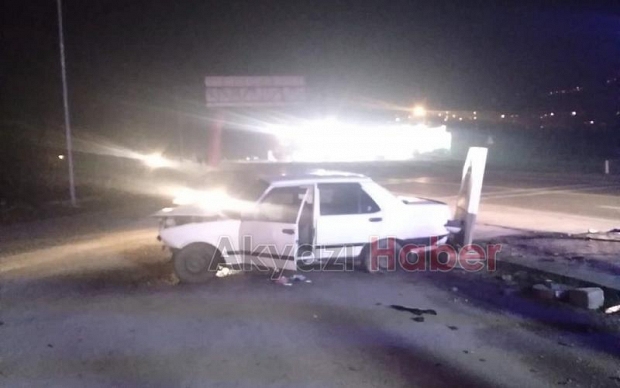Akyazı'da feci kaza 5 yaralı