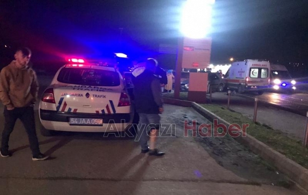 Akyazı'da feci kaza 5 yaralı