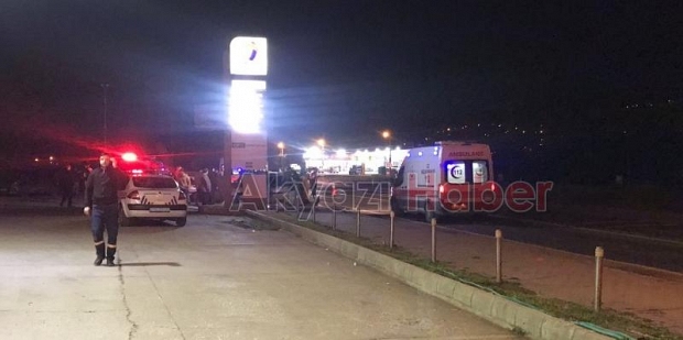 Akyazı'da feci kaza 5 yaralı