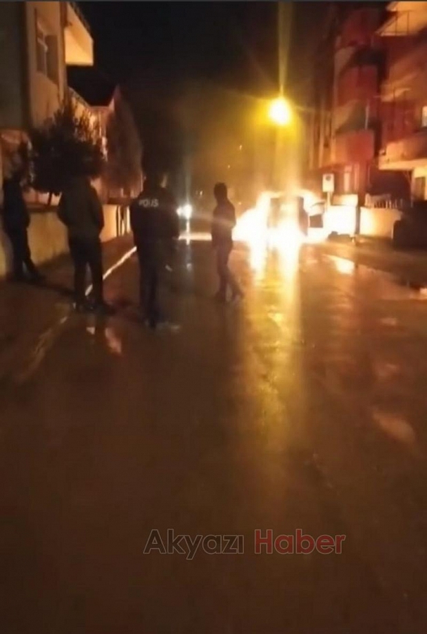 Otomobilde yangın çıktı