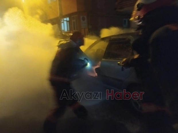 Otomobilde yangın çıktı