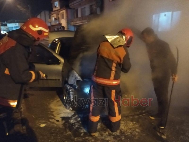 Otomobilde yangın çıktı
