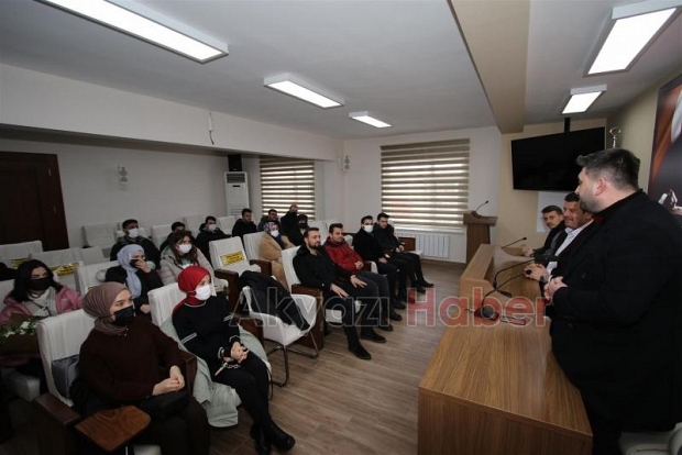 Geleceğimiz olan gençler için çalışıyoruz