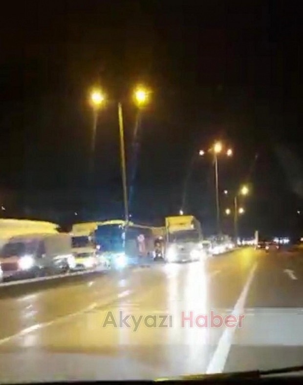 İzmit yolu kapandı