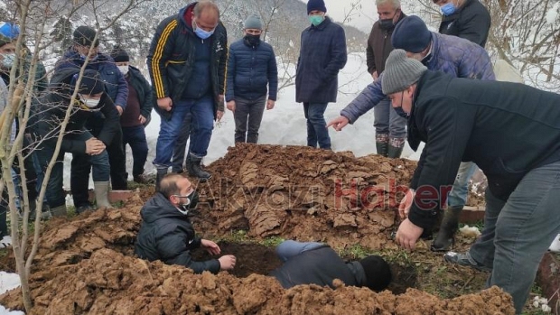 Yaşam savaşını kaybetti