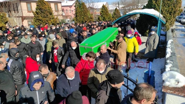 Akyazılı cinayet kurbanı Erdem Özdemir'e acı veda