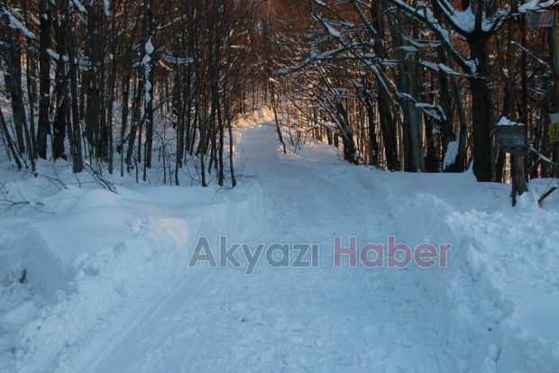 Akyazı Belediyesi kızak şenliği düzenliyor