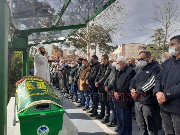 Emine Türk dualarla defnedildi