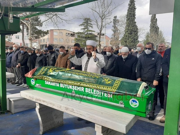 Emine Türk dualarla defnedildi