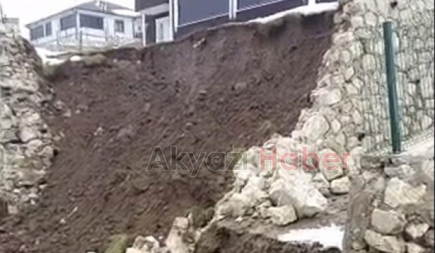 Beldibi'nde büyük heyelan