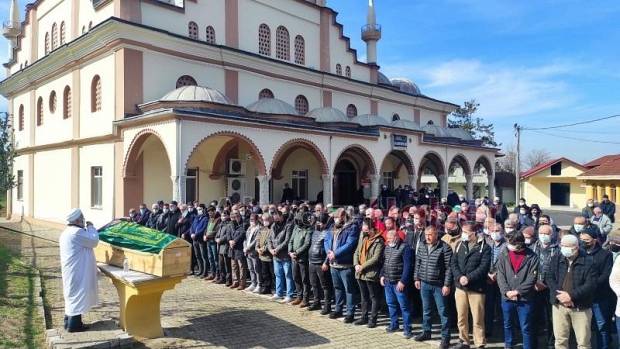 Münevver Baştan defnedildi
