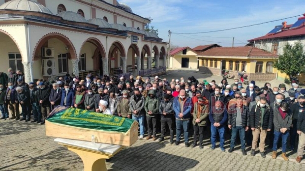 Münevver Baştan defnedildi