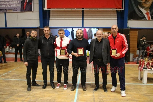 Yaşar Yazıcı Voleybol Turnuvası sona erdi