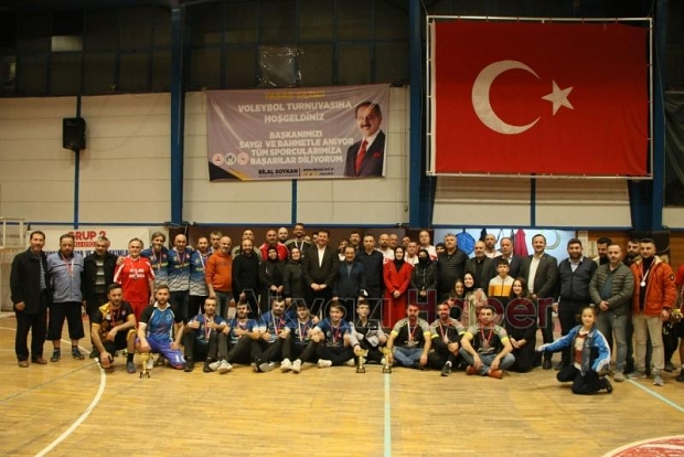 Yaşar Yazıcı Voleybol Turnuvası sona erdi