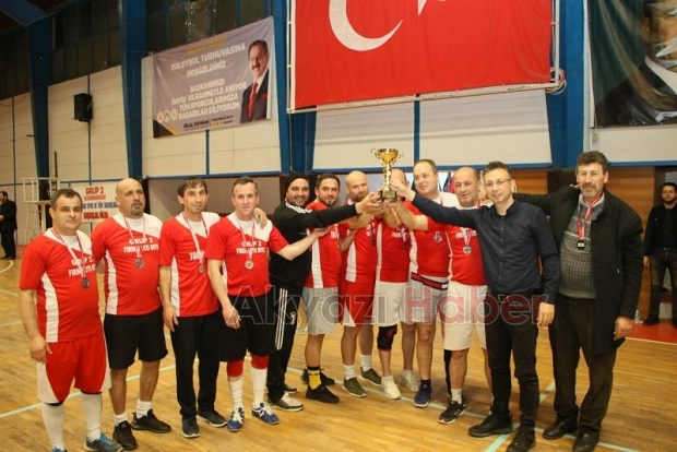 Yaşar Yazıcı Voleybol Turnuvası sona erdi
