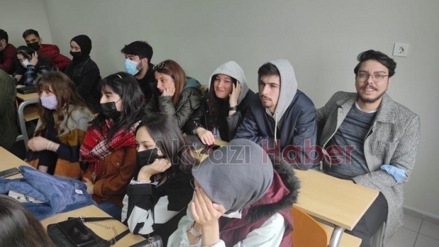 Akyazı'da fakülte ve MYO'da bahar yarı yılı başladı