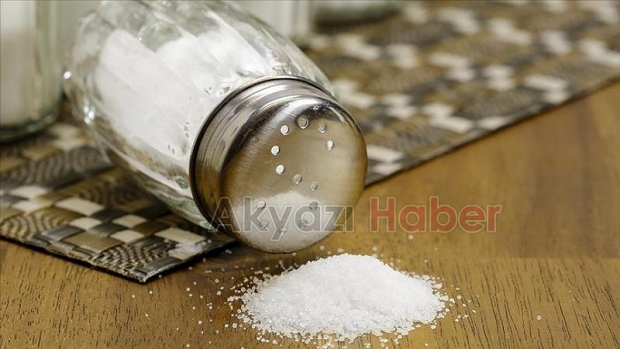 Aşırı tuz tüketimi böbrekleri yıpratıyor