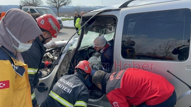 Kocaeli sınırında kaza