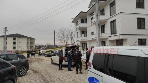 Kadın saldırgan karı kocayı vurdu