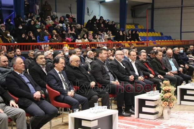 Akyazı'da Çanakkale Ruhu Konferansı düzenlendi