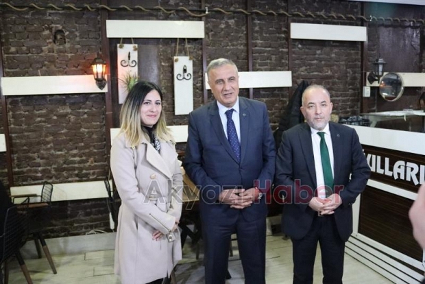 Gelecek Partisi Genel Başkan Yardımcısı Akyazı'ya geldi