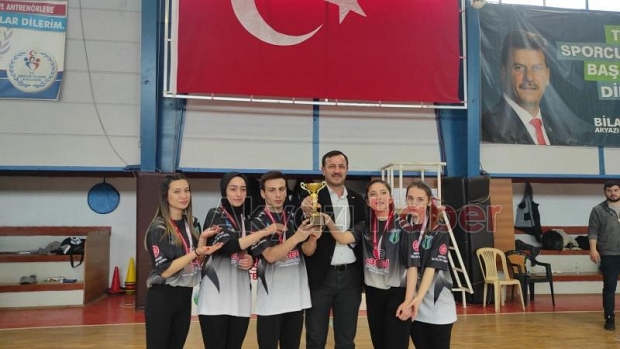 Hemşirelik Bölümü şampiyon oldu