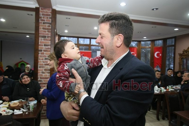 Akyazı Kaymakamlığı'ndan şehit aileleri onuruna yemek