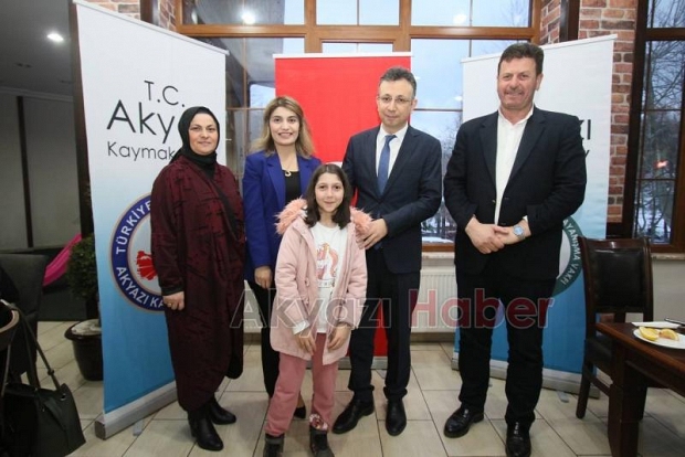 Akyazı Kaymakamlığı'ndan şehit aileleri onuruna yemek