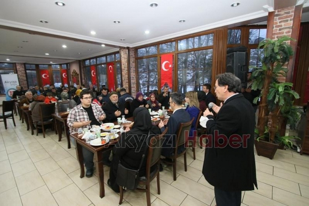Akyazı Kaymakamlığı'ndan şehit aileleri onuruna yemek