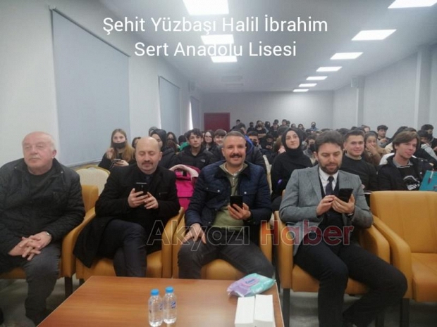 Akyazı'da 10. sınıflar arası bilgi yarışması düzenlendi