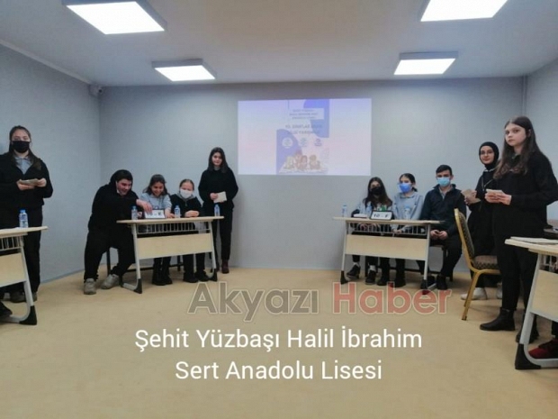 Akyazı'da 10. sınıflar arası bilgi yarışması düzenlendi