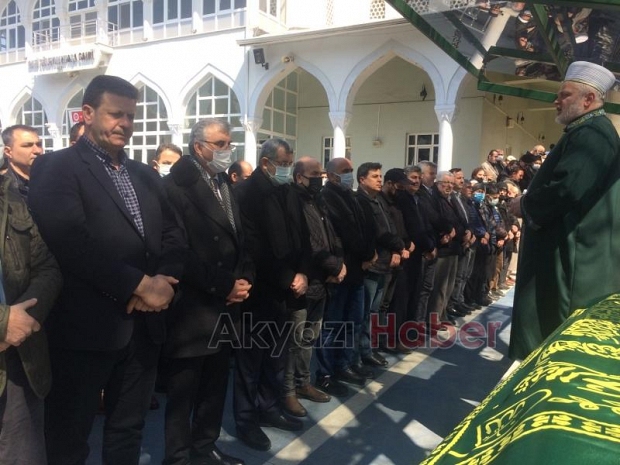 Emine Ekici toprağa verildi