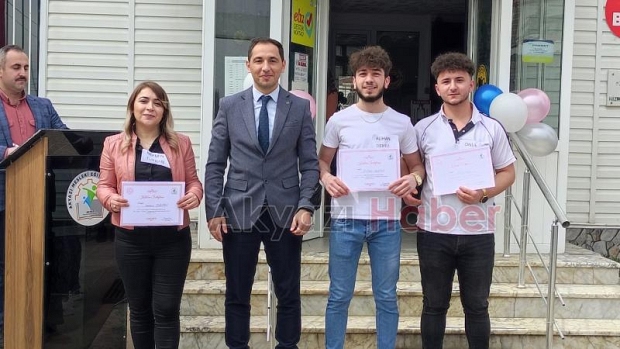Saç Kesim ve Tasarım yarışması
