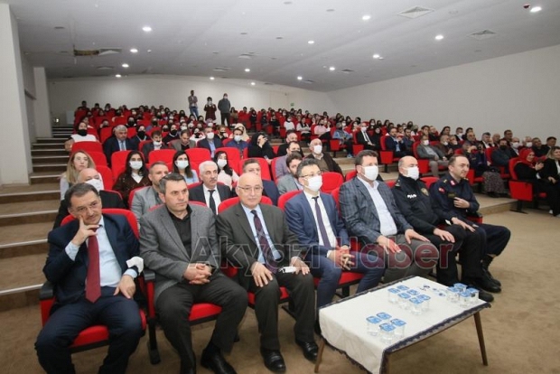 Soykan dan 2 bin kitap hediyesi