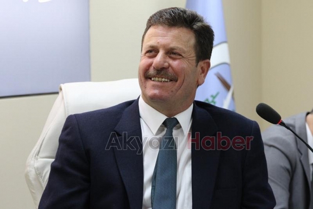 Akyazı için gönülden çalışıyoruz