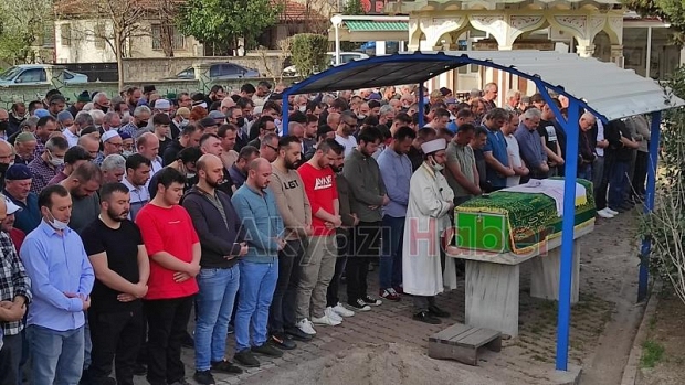 Üzerine duvar devrilen gurbetçi Sertaç toprağa verildi