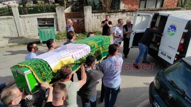 Üzerine duvar devrilen gurbetçi Sertaç toprağa verildi