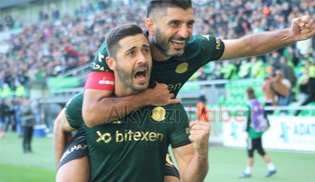 Sakaryaspor’un şampiyonluk hedefi için son 4 maç