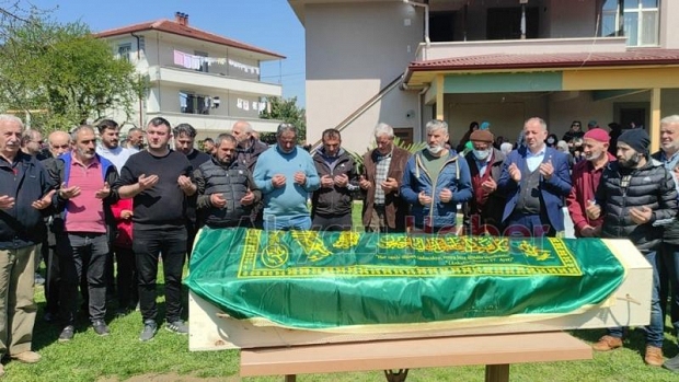 Yusuf Baştan Defnedildi