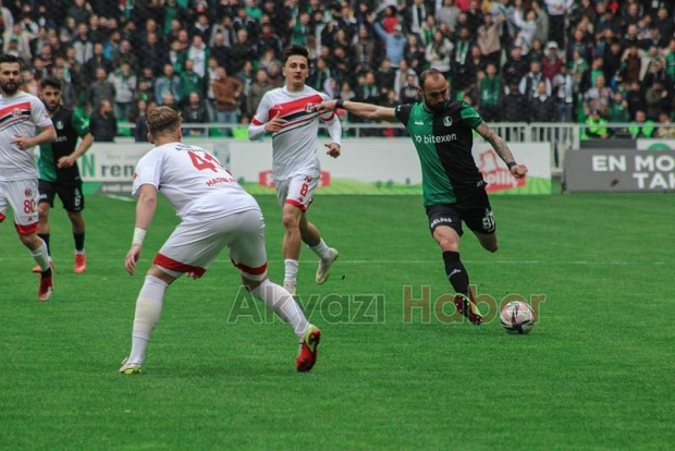 Sakaryaspor 3 Turgutluspor 0