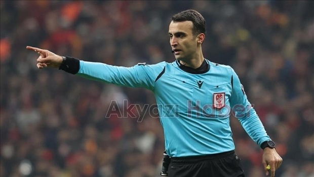 Atilla Karaoğlan yarı final maçında düdük çalacak
