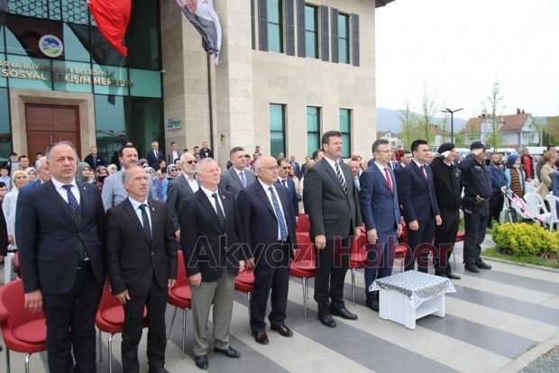 Akyazı’da 23 Nisan coşku ile kutlandı